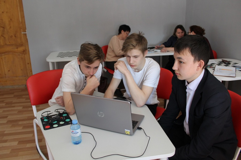 В гимназии состоялся семинар заместителей директоров по УВР.