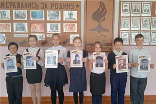 В Стемасской школе обновлен Уголок боевой Славы