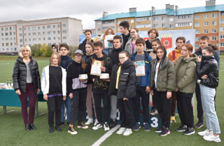 В Шумерле прошла легкоатлетическая эстафета на призы газеты "Вперёд" в рамках Всероссийского дня бега "Кросс Нации - 2021"