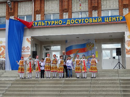 Учащиеся ДШИ выступили на районном празднике "Ача-пача Акатуйе"