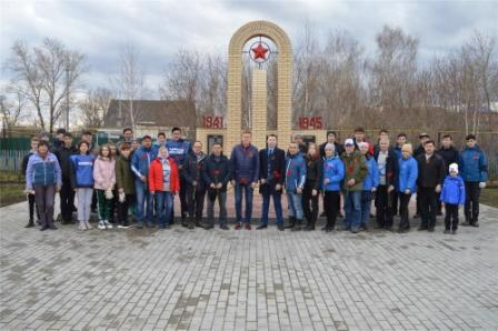 Учащиеся Янтиковской школы приняли участие в Международной акции «Сад памяти»