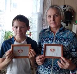 Участие в онлайн-флешмобе «Вышивайте сердца!», посвященном Дню матери и Дню чувашской вышивки.