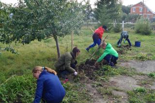 Экологический субботник, посвященный Всероссийской акции "Зеленая Россия".