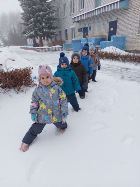 Прогулка в детском саду