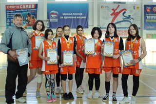 Команда баскетболисток -бронзовый призёр Первенства района