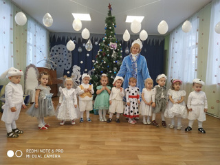 Новогодние праздники в детском саду "Солнышко"