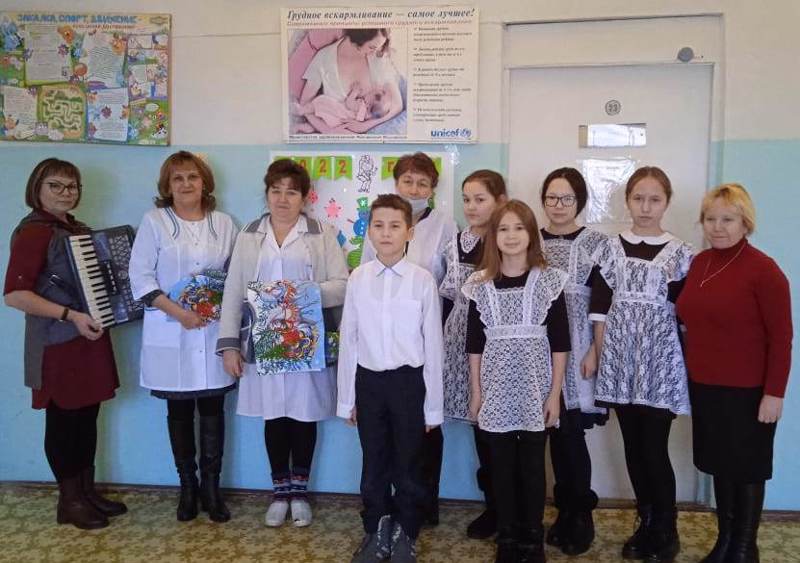 В рамках всероссийской акции «Спасибо врачам» ребята поздравили медицинских работников