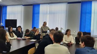 Преподаватель техникума Надежда Семенова провела открытый урок по дисциплине "Архитектура зданий" в форме деловой игры