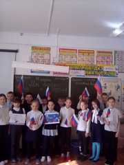 С 14 по 18 марта в школе прошли классные часы на тему "Крымская весна", «Крым и Россия. Мы вместе!»