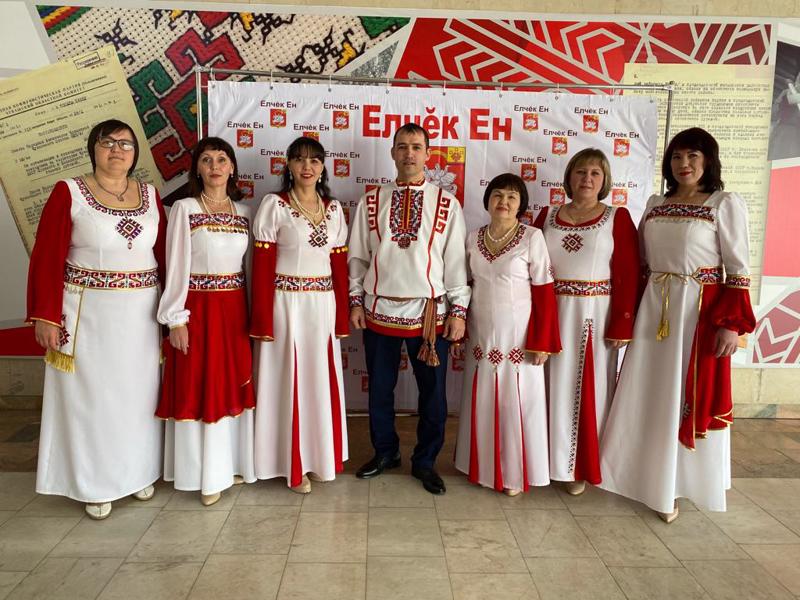 Преподаватели и обучающиеся Яльчикской ДШИ приняли участие в празднике землячества Яльчикского района