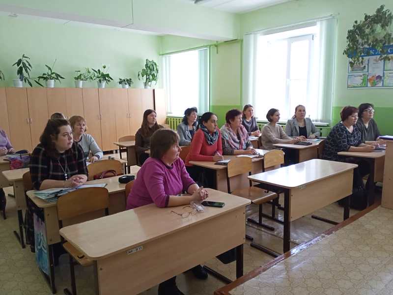 Состоялось очередное заседание Ассоциации педагогов-психологов, социальных педагогов и учителей-логопедов