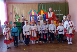 Театрализованная постановка народной сказки «Керменкке» на чувашском языке в дошкольной группе