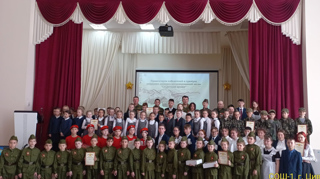 Награждение участников районного конкурса инсценированной песни "Солдатский привал"