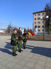 ВПК "Беркут" возложили цветы к памятнику летчику-космонавту Андрияну Григорьевичу Николаеву