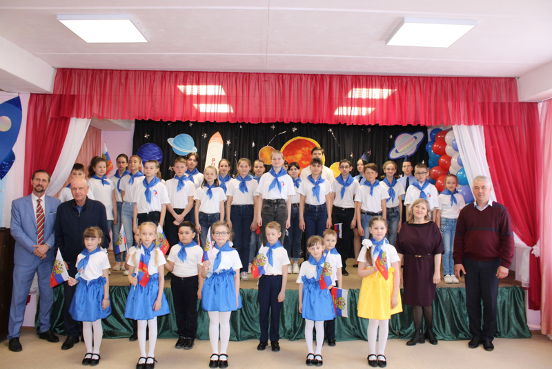 Концерт ко Дню космонавтики  в Кирской СОШ