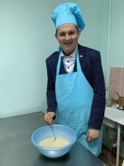 В рамках Недели чувашского языка в Шумерлинской школе-интернате для ребят, мечтающих освоить искусство пекаря, был проведен мастер-класс по приготовлению блюда чувашской национальной кухни
