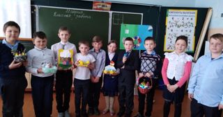 Учащиеся 3 класса разработали и реализовали творческий проект "Великий Праздник Пасха"