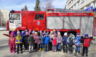 Всероссийский открытый урок: крепыши в гостях у пожарных.