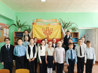 Сегодня отмечается 30-летие государственных символов Чувашской Республики.Учащиеся 5а класса МБОУ "СОШ п.Опытный" Цивильского района присоединяются к патриотической акции