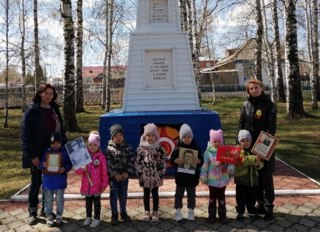 Целевая прогулка в парк Победы.