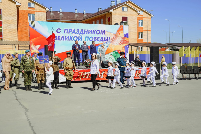 Наши воспитанники - участники парада Победы