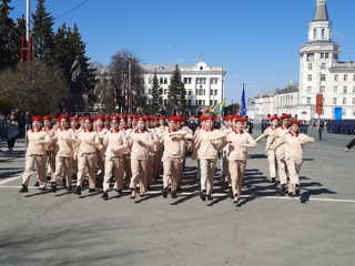 yunarmejci-stolichnoj-shkoli-40-prinimayut-uchastie-v-parade-pobedi-2.jpg