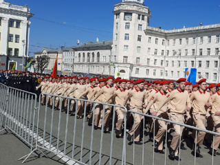 yunarmejci-stolichnoj-shkoli-40-prinimayut-uchastie-v-parade-pobedi-4.jpg