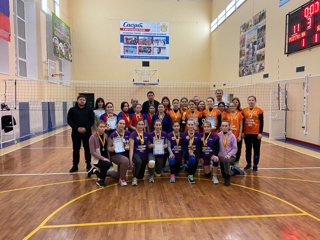 Девушки Ильинской школы заняли 3 место в волейбольном турнире среди школьников на Кубок Молодежного
