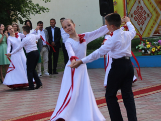 В добрый путь, выпускник!