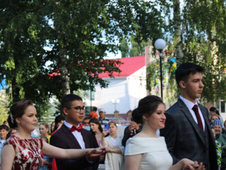 В добрый путь, выпускник!