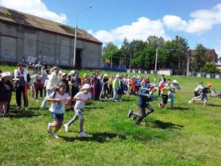 Спортивные соревнования "Будь здоров!" прошли сегодня в нашем лагере "Солнышко"