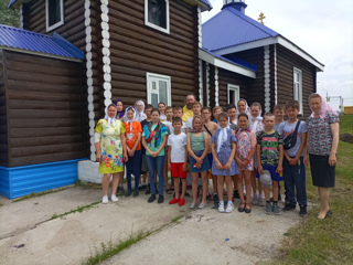 Учащихся МБОУ «Карабай-Шемуршинская СОШ» побывали на экскурсии в храме Святителя Николая в д. Карабай-Шемурша