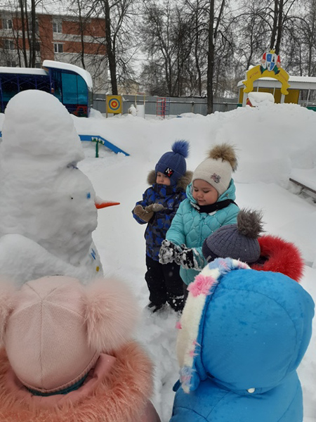 Наш приятель Снеговик!