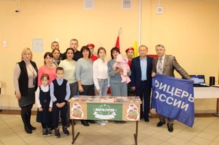 В Вурнарской средней школе №2 открыли Мемориальную доску и Парту Героя