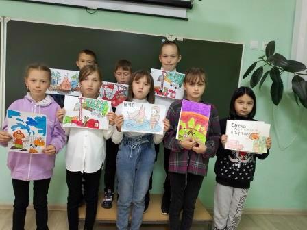 14 сентября 2022 г. в МБОУ «Перво-Чурашевская СОШ» с учениками 4 класса был проведен классный час и конкурс рисунков на тему  «Правила пожарной безопасности для детей»