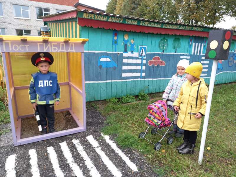 В детском саду прошли мероприятия в рамках Всероссийской недели безопасности дорожного движения