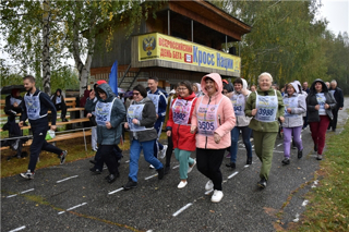 Любители спорта Алатырского района приняли участие во Всероссийском дне бега «Кросс Наций – 2022»