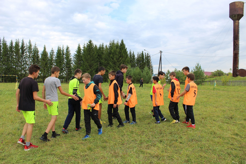 На базе нашей школы состоялся зональный этап 7 турнира по мини-футболу среди школьников Моргаушского района