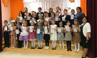 В Батыревской ДШИ прошёл школьный праздник "Посвящение в музыканты".
