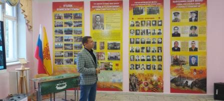 В Янтиковской школе открыли Уголок воинской Славы