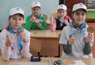 Учащиеся  Ильинской школы участвуют в акции "Светлячки памяти"