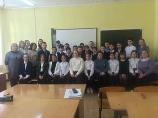 Сегодня в нашей школе состоялась встреча с чувашским режиссёром В.А.Чугаровым.