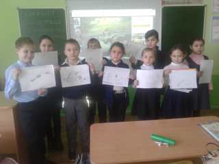 Во 2 классе прошёл классный час на тему "Блокада Леринграда".