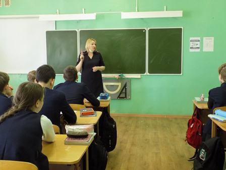 В рамках Единого дня профилактики правонарушений майор полиции Смирнова Ю.А. провела урок «Уголовная ответственность несовершеннолетних».