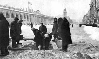 В рамках Дня воинской славы в МАОУ СОШ №3 прошли классные часы, посвященные освобождению Ленинграда от блокады.