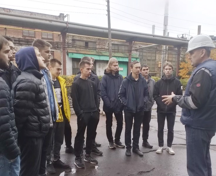 13 октября  студенты группы Э41-19 посетили ООО «Производственная компания «Чебоксарский агрегатный завод»