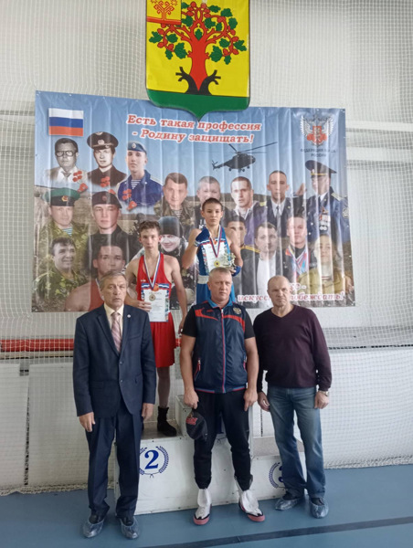 Семенов Михаил завоевал 2 место на Всероссийском турнире по боксу