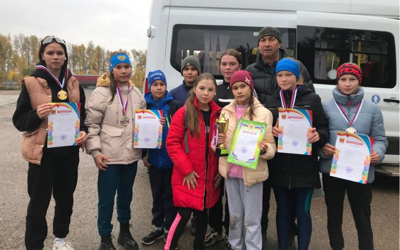 Победители и призеры чемпионата на Первенство МАУ ДО СШ "Сывлах" Моргаушского района по осеннему легкоатлетическому кроссу среди лыжников-гонщиков