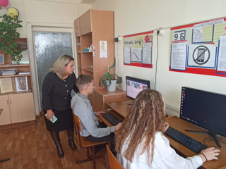 Ученик 11 класса  Чубаров Пётр принял участие в муниципальном туре республиканской олимпиады по избирательному праву
