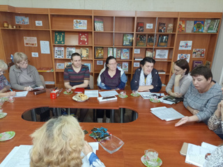 С 19 по 27 октября  2022 года педагоги гимназии провели  курсы повышения квалификации по программе «Социокультурные истоки» для учителей Чувашской Республики